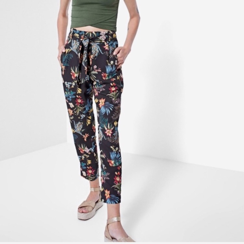 Stradivarius brand new high waisted floral pants